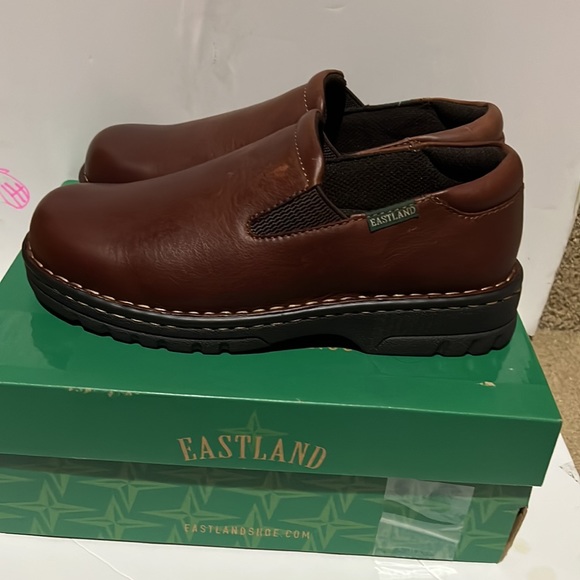 Eastland Shoes Nwtnib Eastland Kaitlyn Twin Gore Slip On Clog Shoes